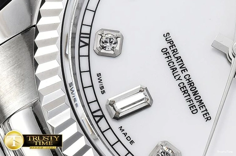 0920 RDD0214D – DayDate 36mm Elegant 683